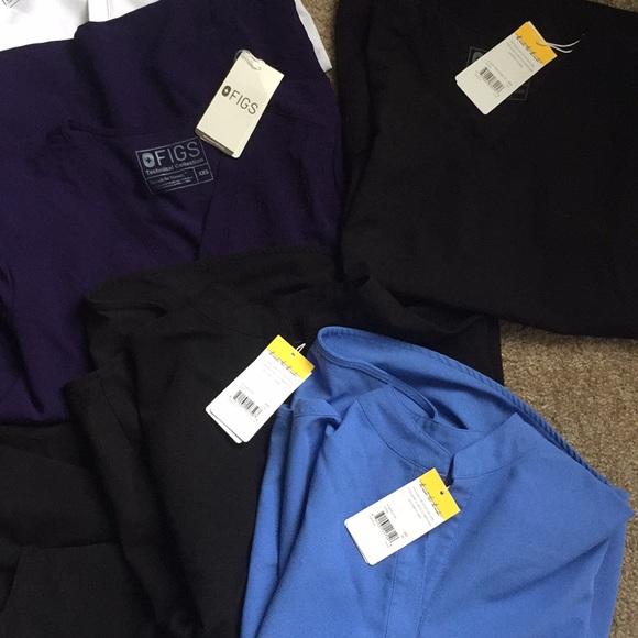 SOLD - Huge lot of FIGS nursing scrubs NWT - Picture 3 of 8